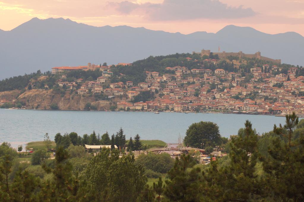 Villa Megdani B Ohrid Exterior foto