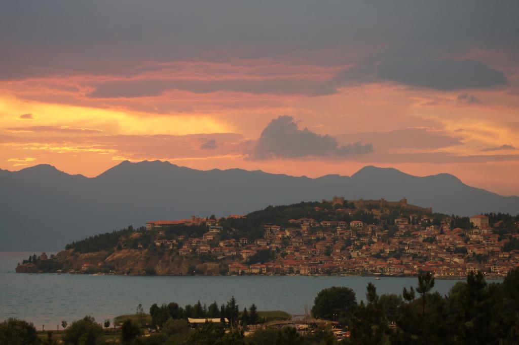 Villa Megdani B Ohrid Exterior foto